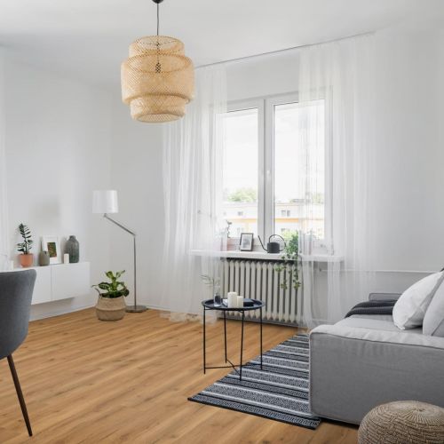 Lusso Floor Ranch Oak Luxury Vinyl Flooring - 1220 x 180 x 5 mm - 2.64 M2 Per box (21207)