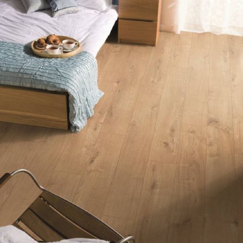 Sherwood Oak 8mm Laminate Wooden Flooring - 2.22sqm per pack (4000)